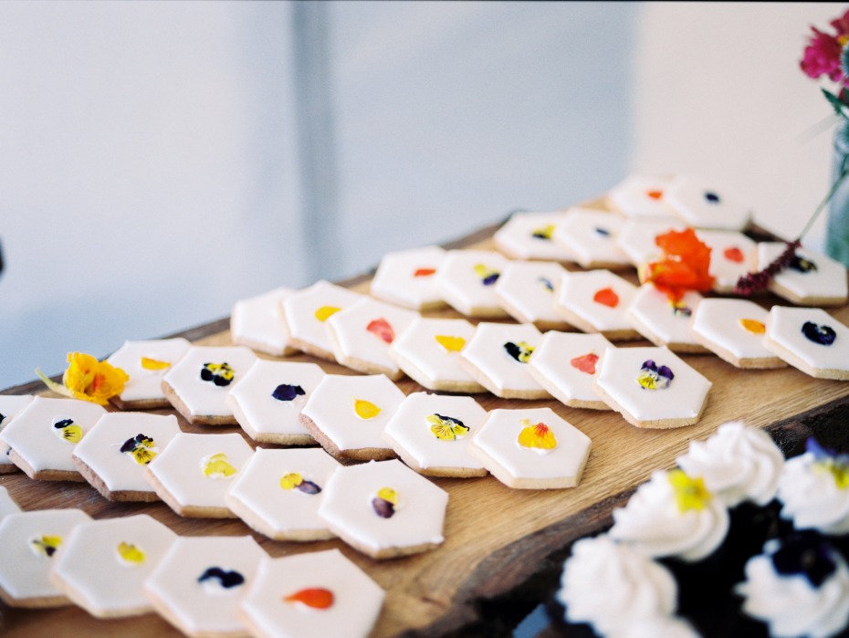 modern hexagon pressed flower wedding cookies