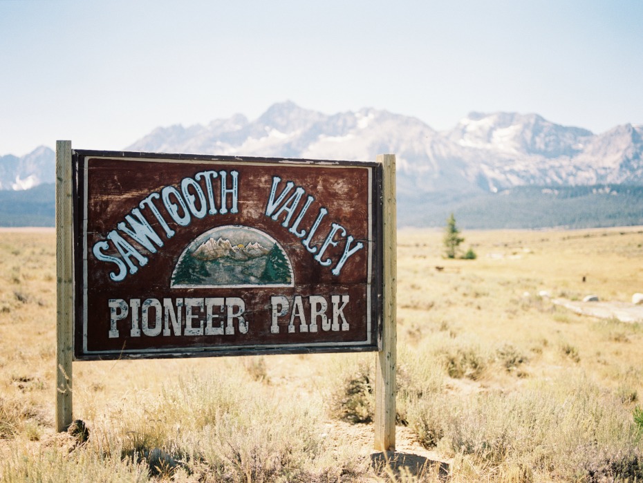 wedding in the Sawtooths
