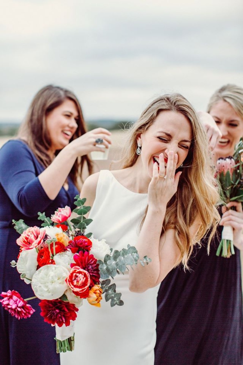 DIY your wedding bouquet with FiftyFlowers