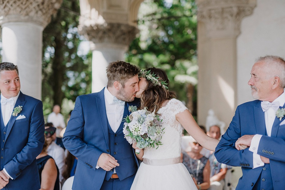 sneaking a pre ceremony wedding kiss