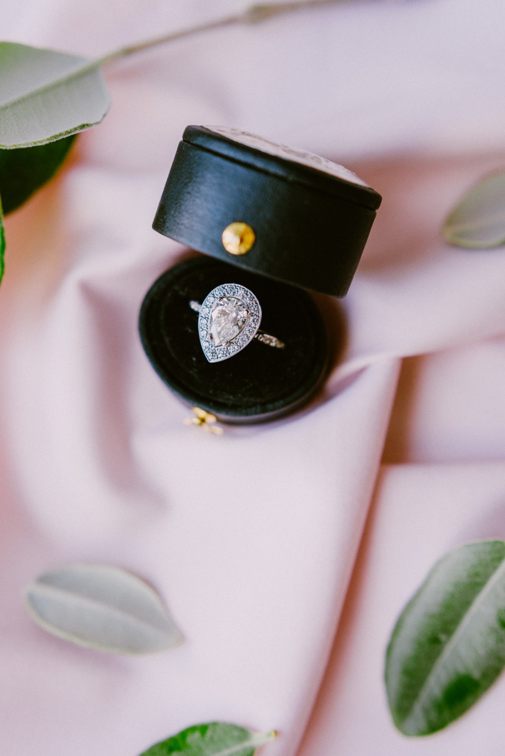 thinking-of-getting-married-abroad