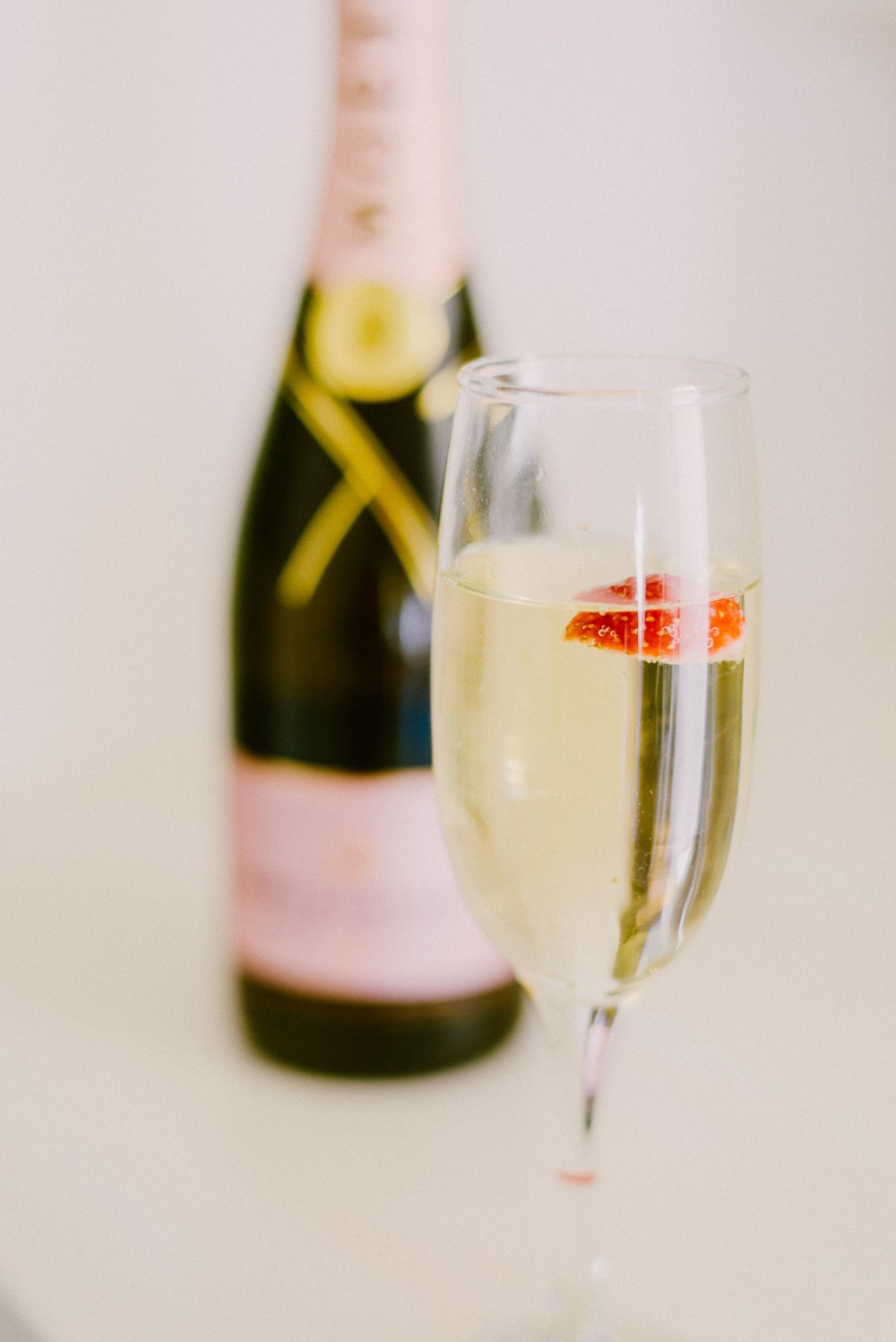 thinking-of-getting-married-abroad
