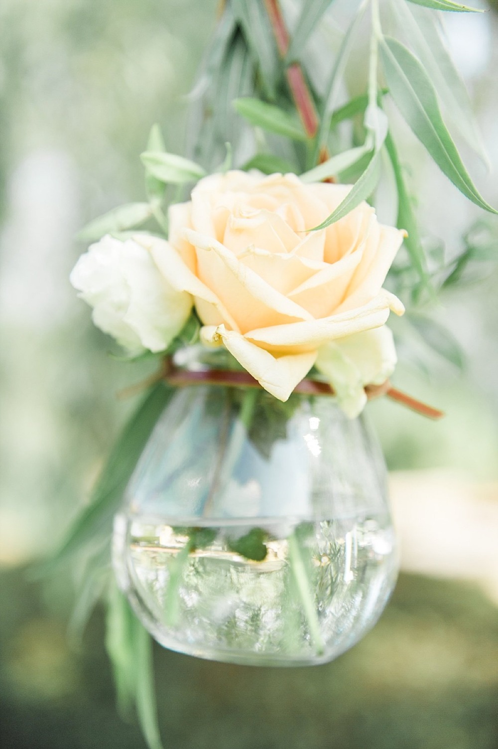 this-sunshine-filled-wedding-is-about