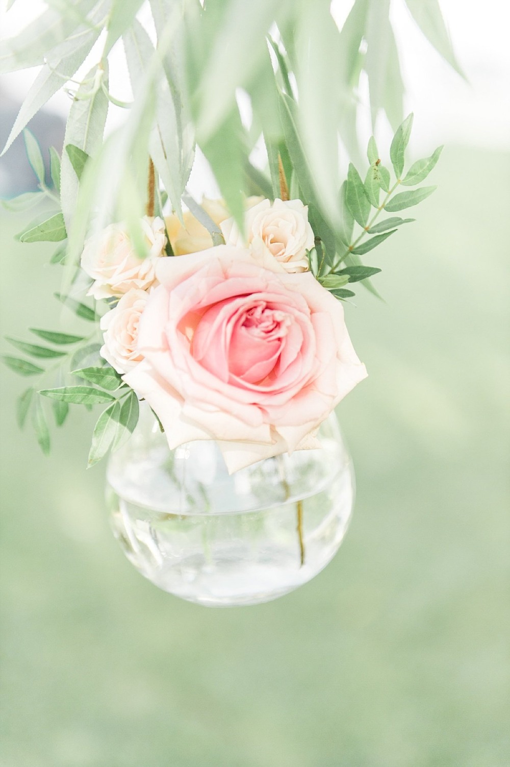 this-sunshine-filled-wedding-is-about