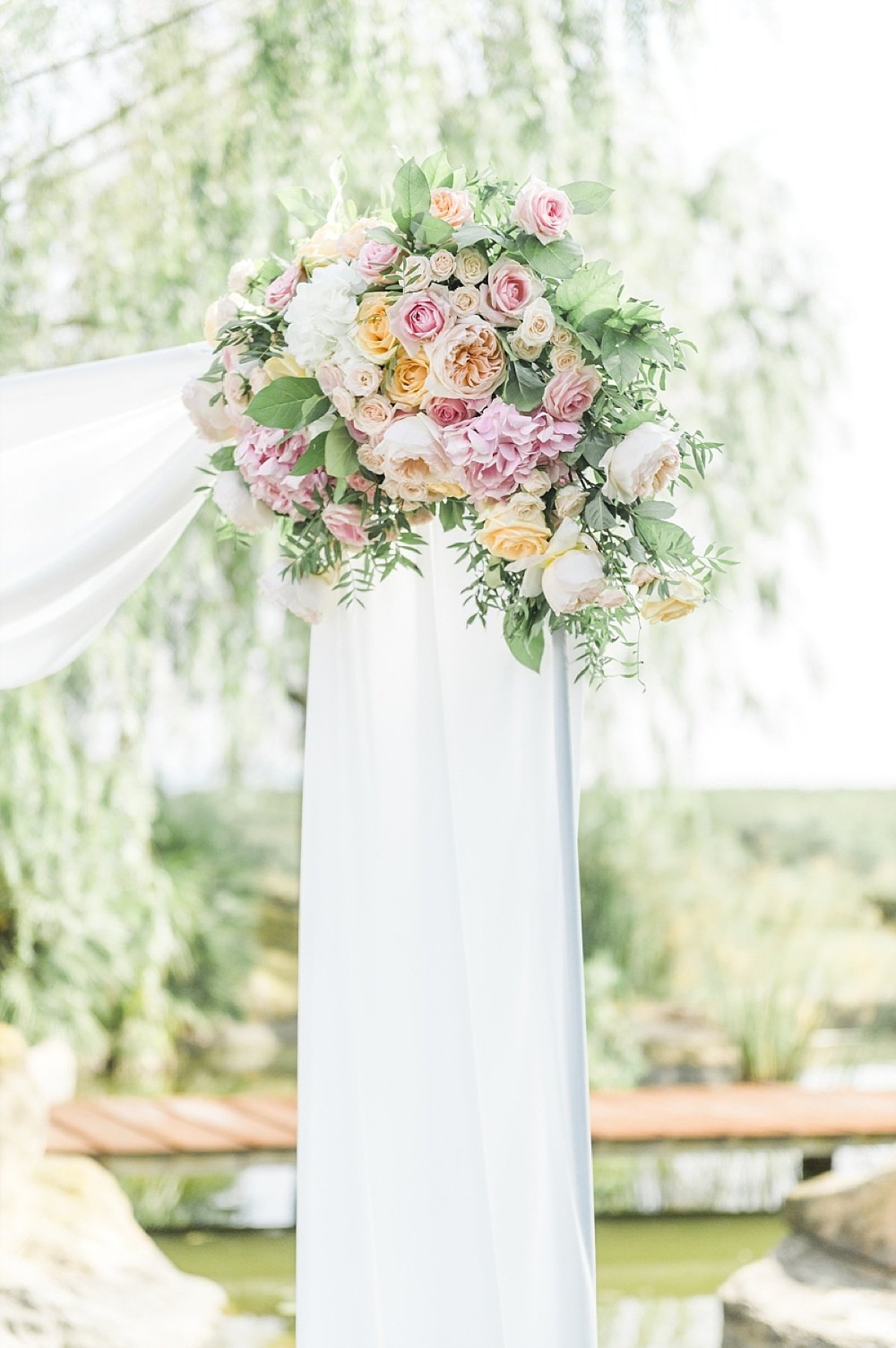 this-sunshine-filled-wedding-is-about
