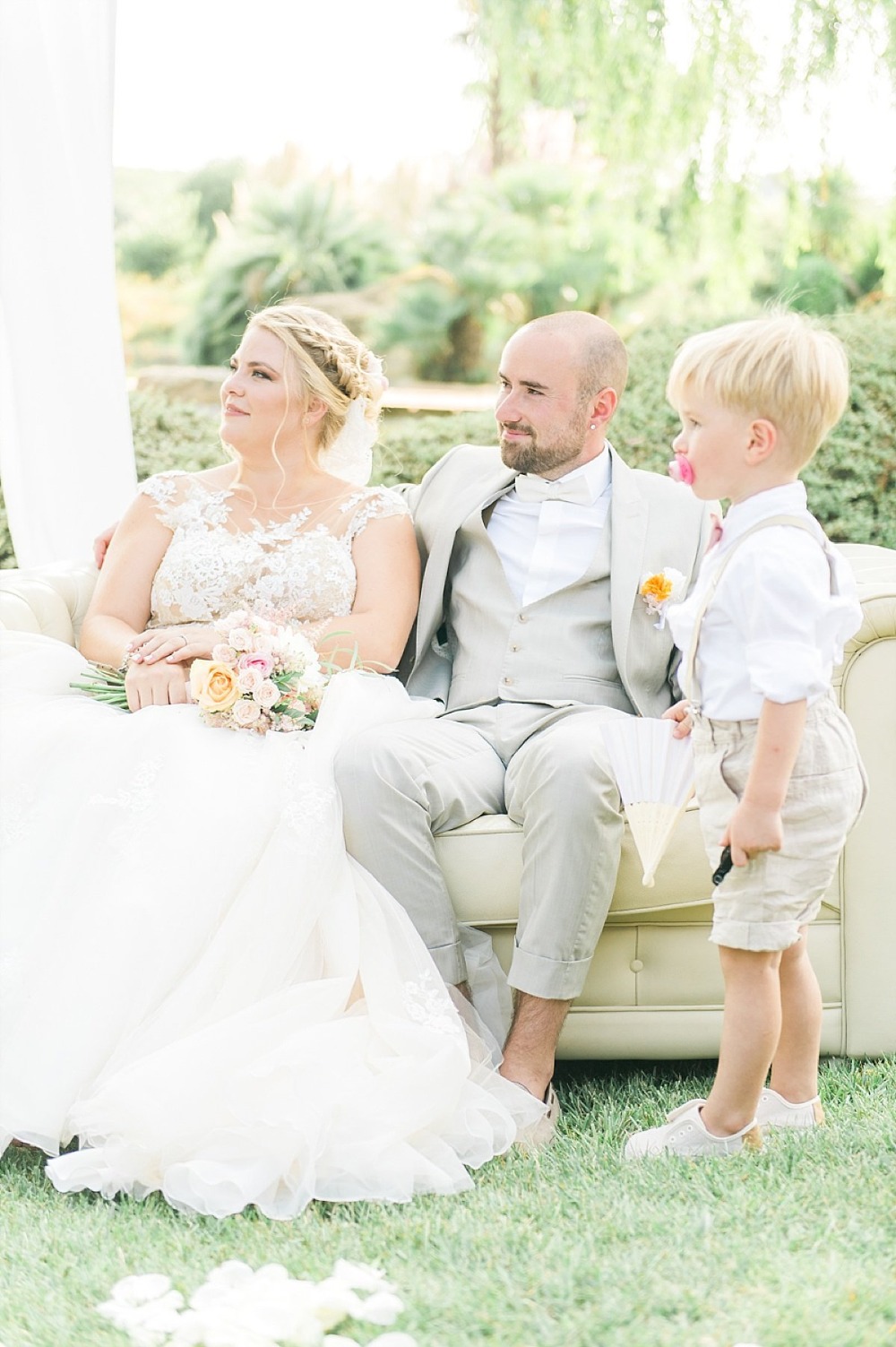 this-sunshine-filled-wedding-is-about