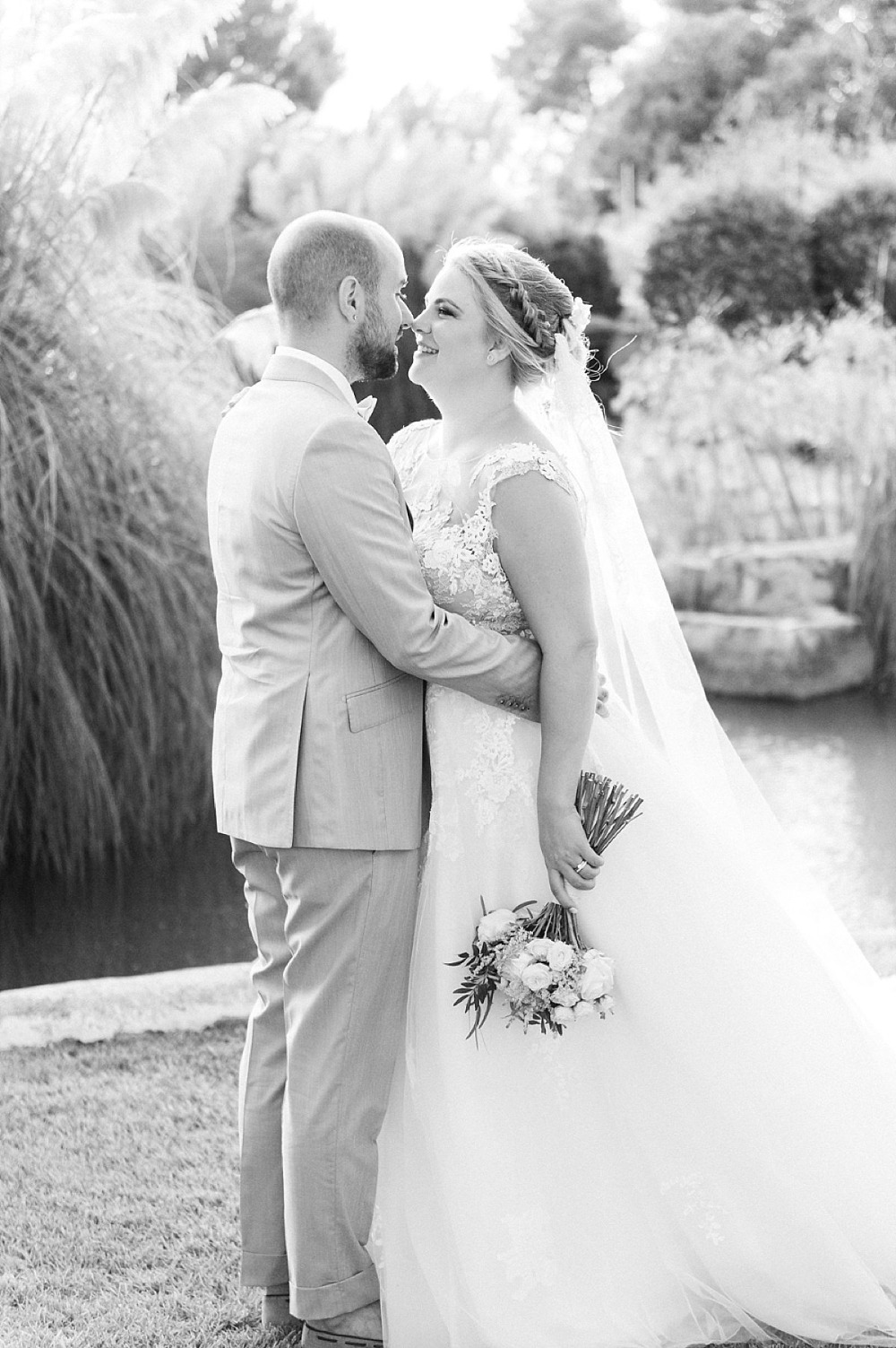 this-sunshine-filled-wedding-is-about