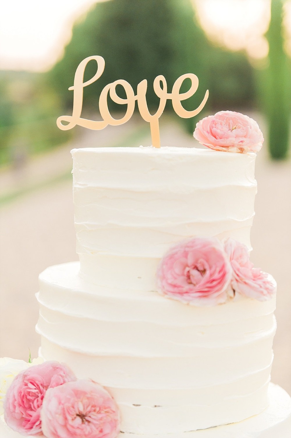 this-sunshine-filled-wedding-is-about