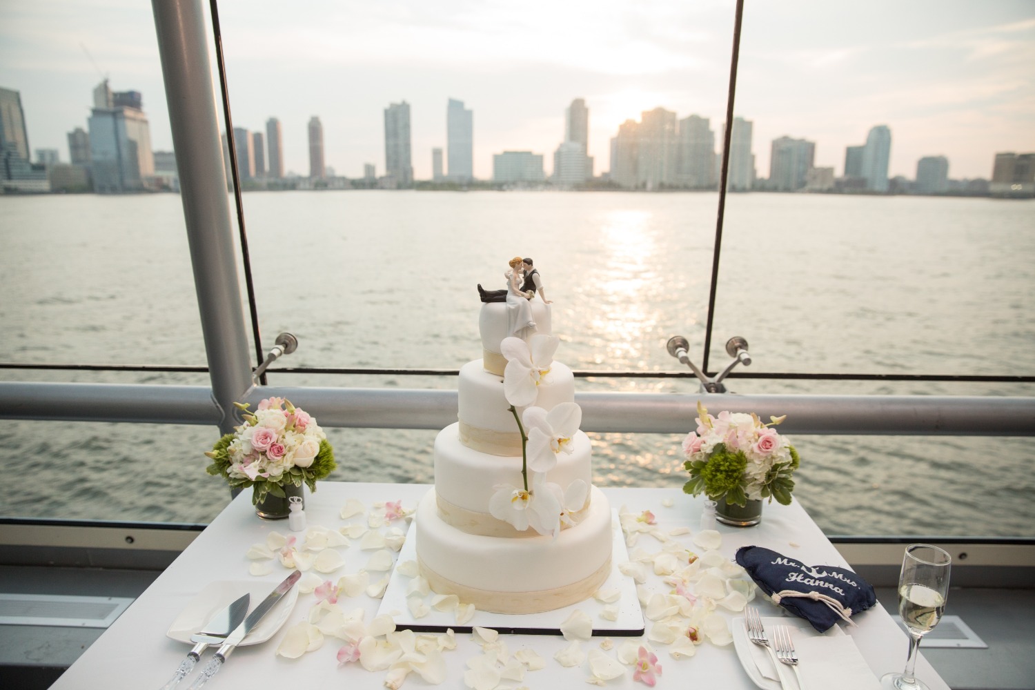 wedding_cake_nyc_yachtjpg