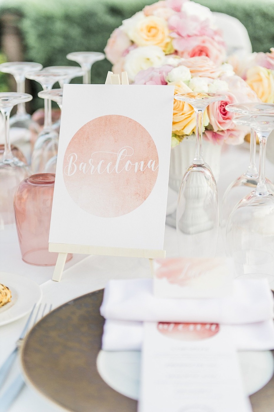 city named tables with pink and blush table decor