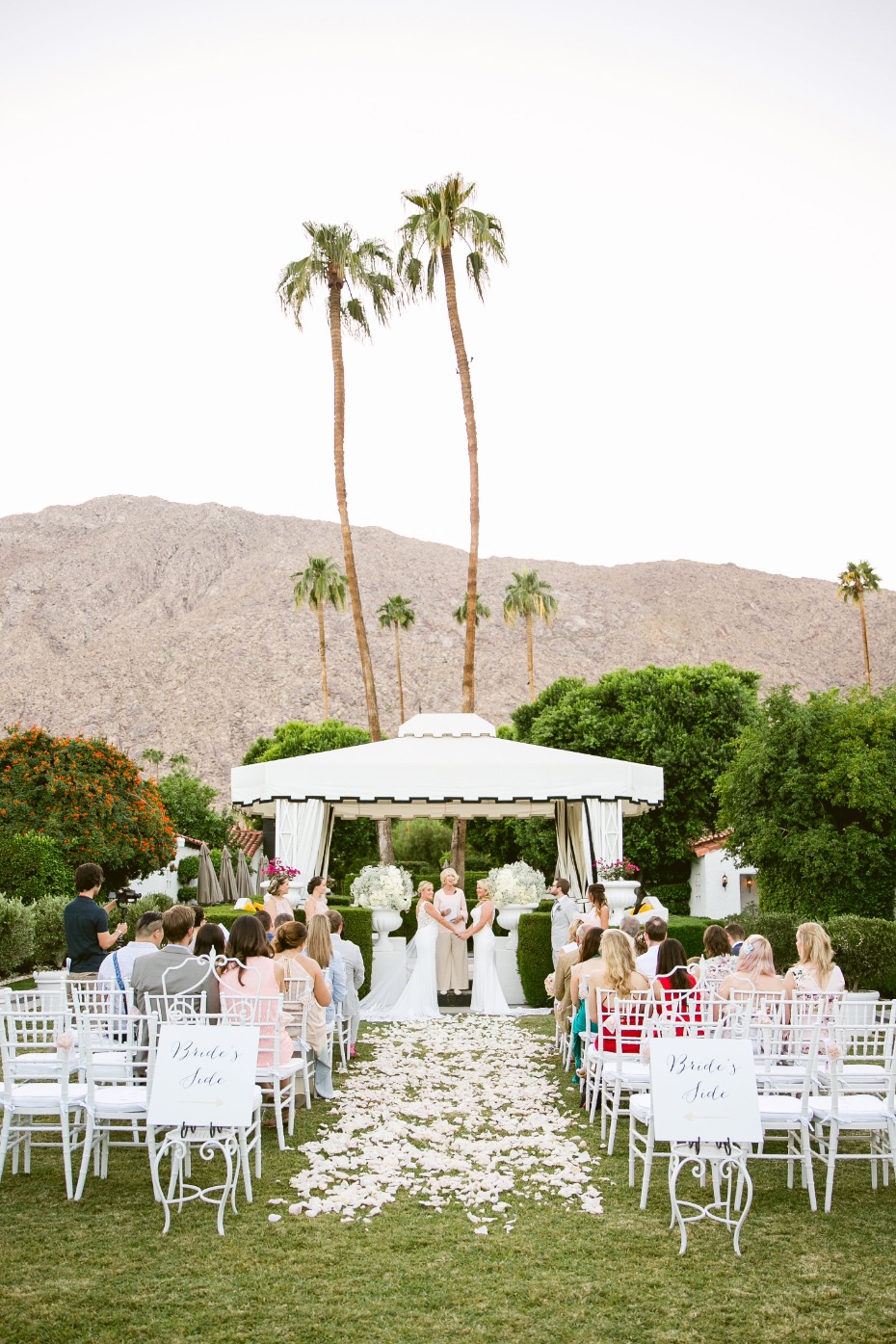 Beautiful Palm Springs ceremony