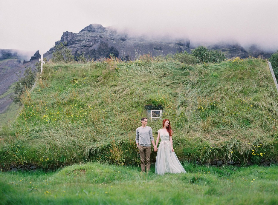 wild and free engagement shoot in Iceland