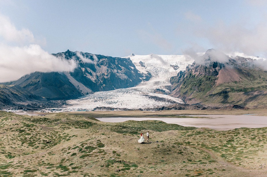 walking to the glacier and the blue lagoon in Iceland
