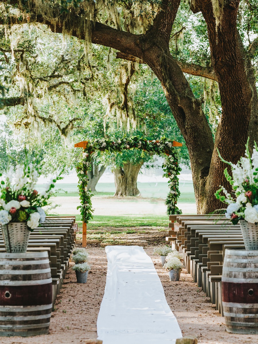A Rustic Texas Vineyard Wedding That's All Country