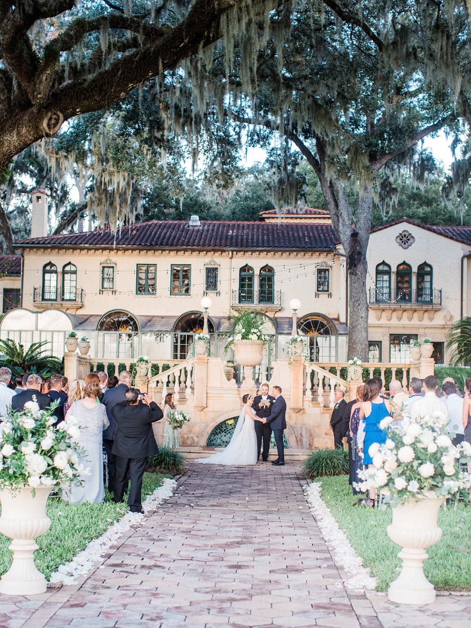 Gorgeous reception at Epping Forest Yacht Club in Jacksonville, Florida