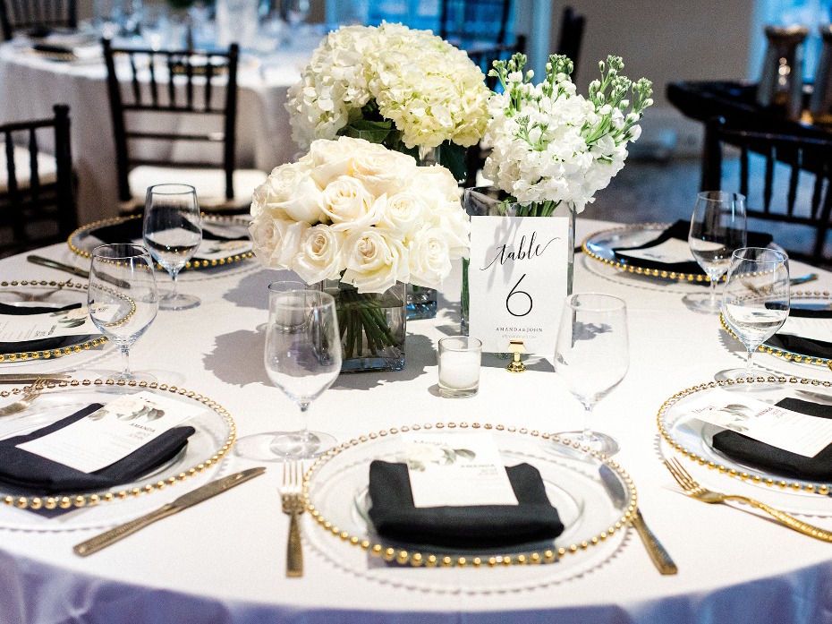White centerpieces