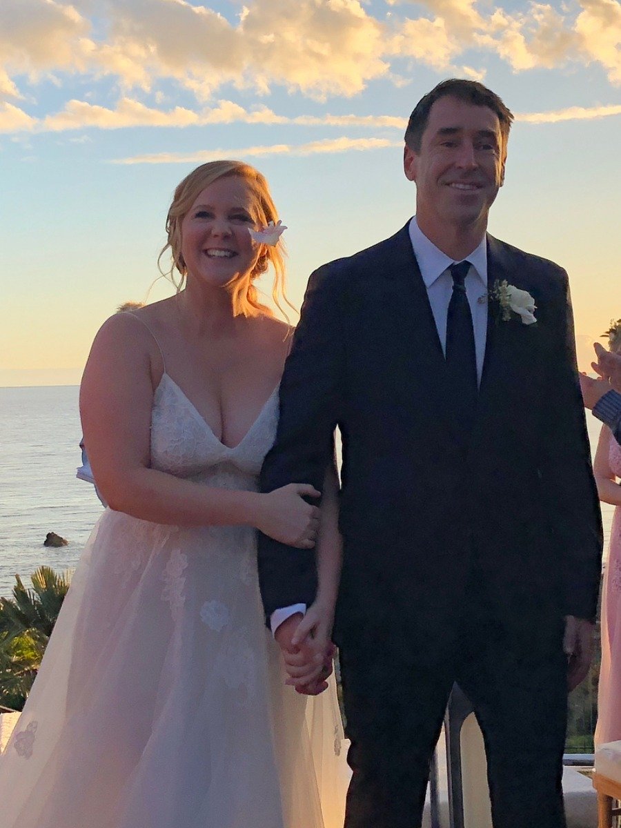 Amy Schumer’s Wedding Looks: For All Who Want to Know