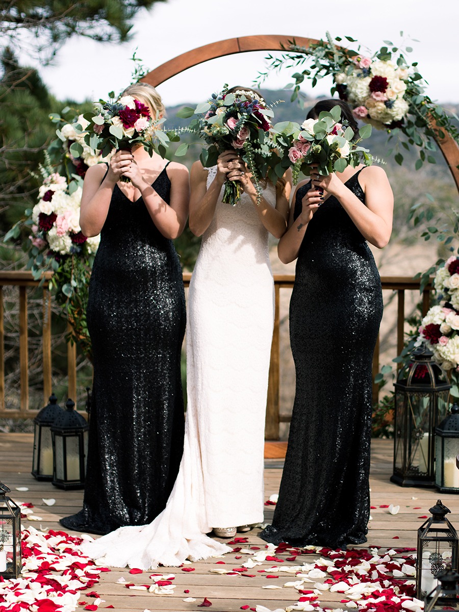 Burgundy And Black High Class Winter Wedding Ideas