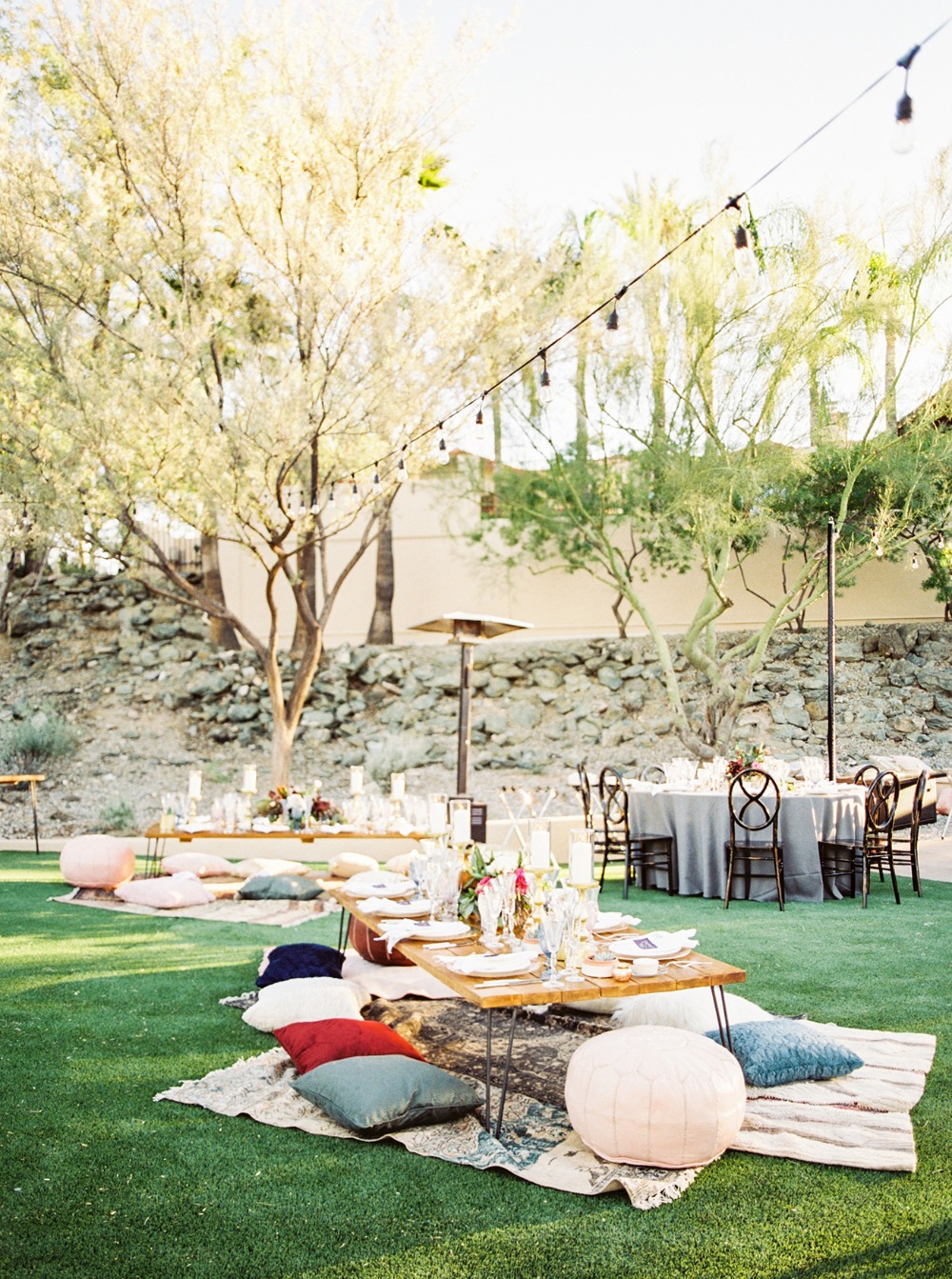 cozy-estate-wedding-with-modern-earthy