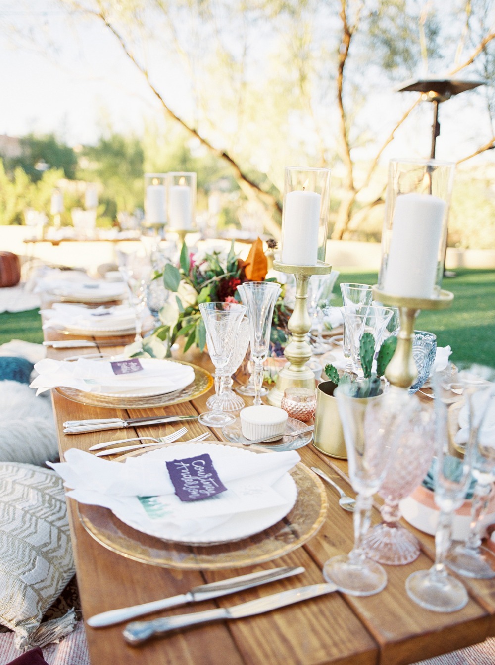 cozy-estate-wedding-with-modern-earthy