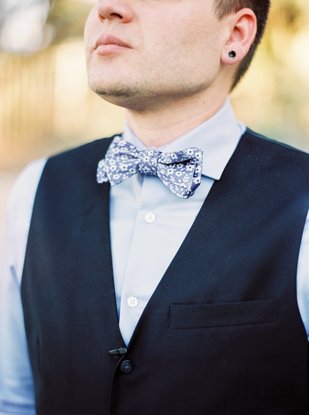 cozy-estate-wedding-with-modern-earthy