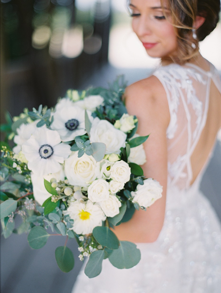 anemone and ivory wedding bouquet