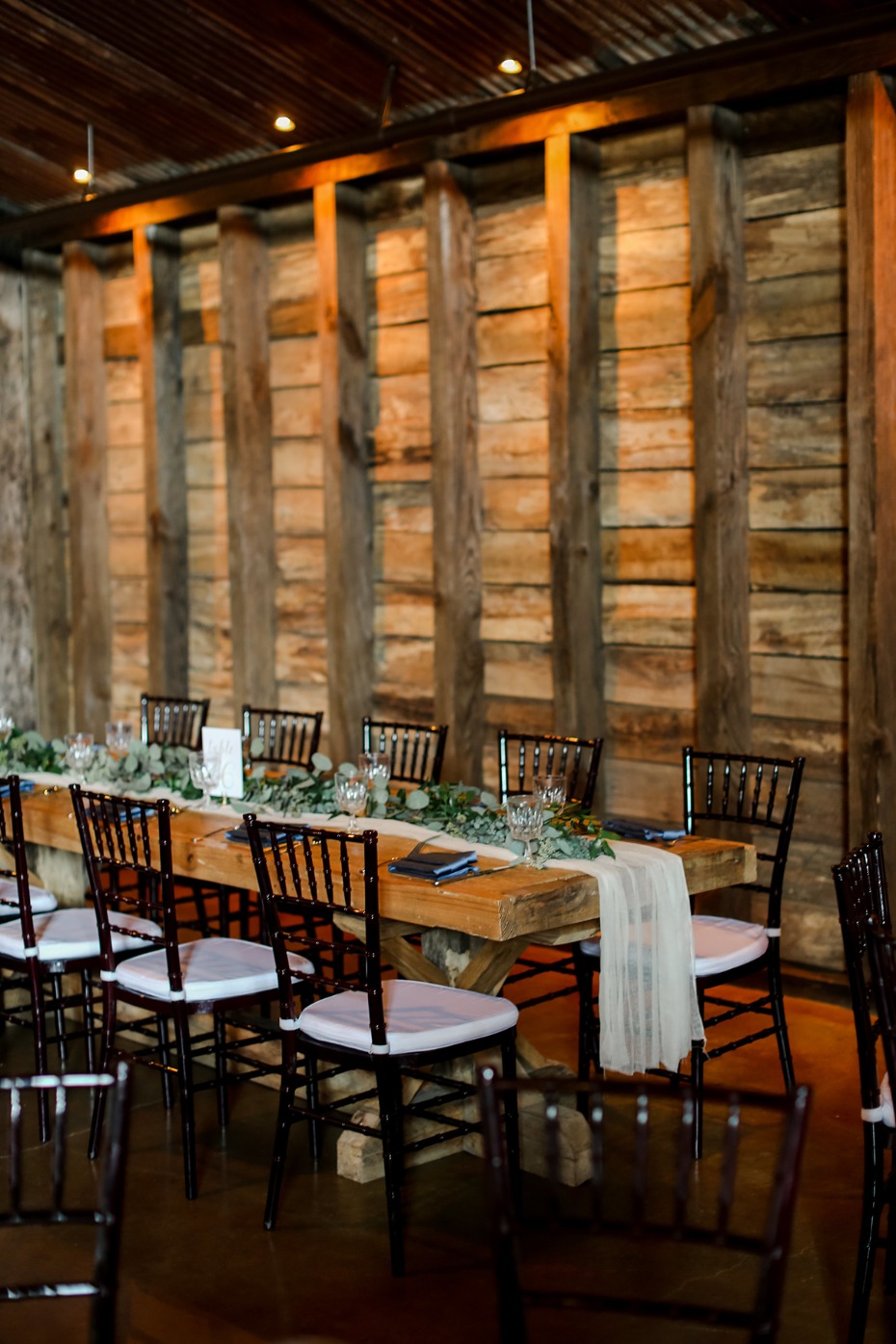 rustic chic wedding table decor