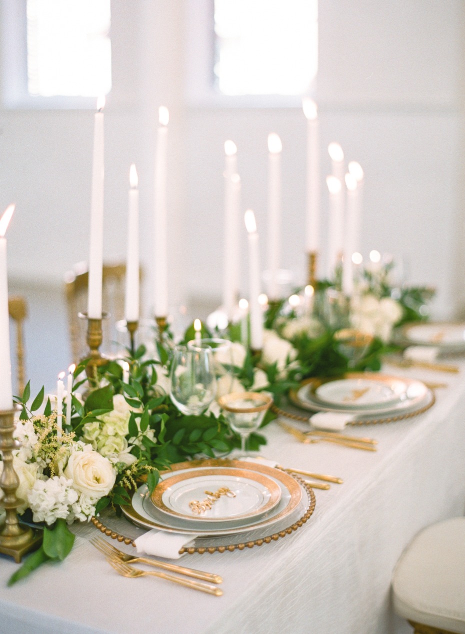elegant gold and white wedding table decor