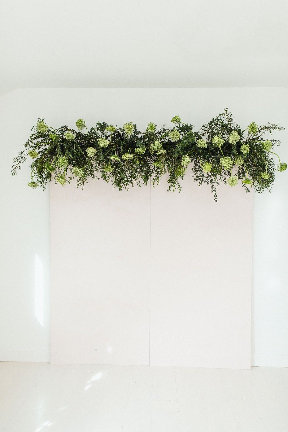 How to make a floral backdrop wall