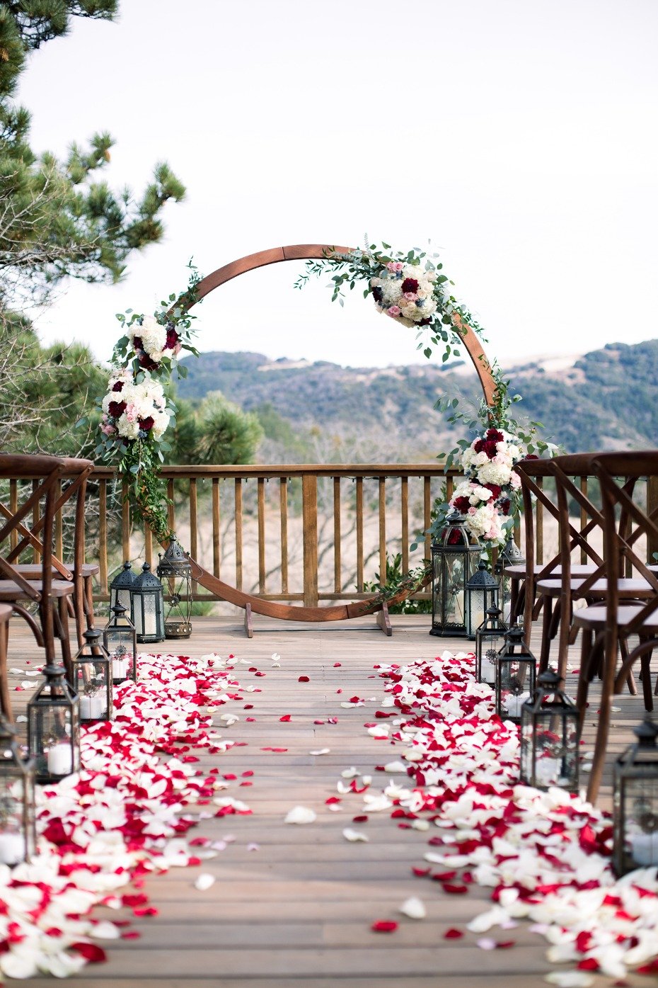 romantic modern style wedding ceremony decor