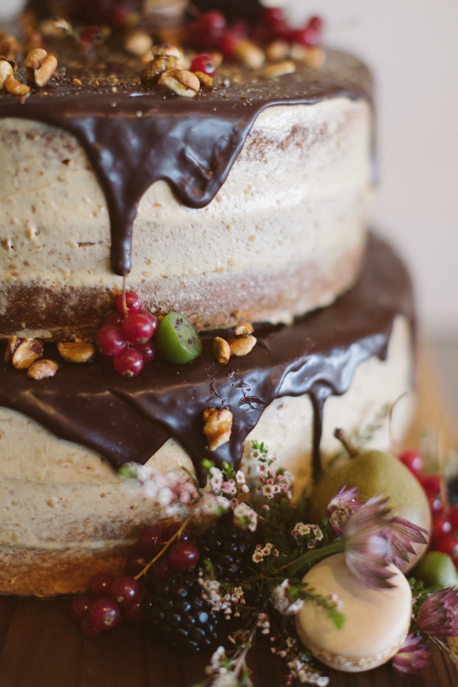 natural inspired wedding cake