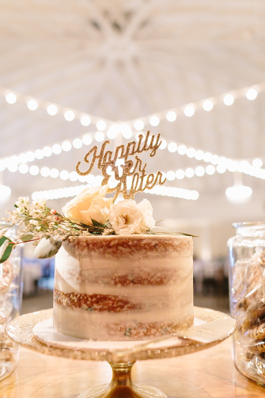 Naked cake with loose florals