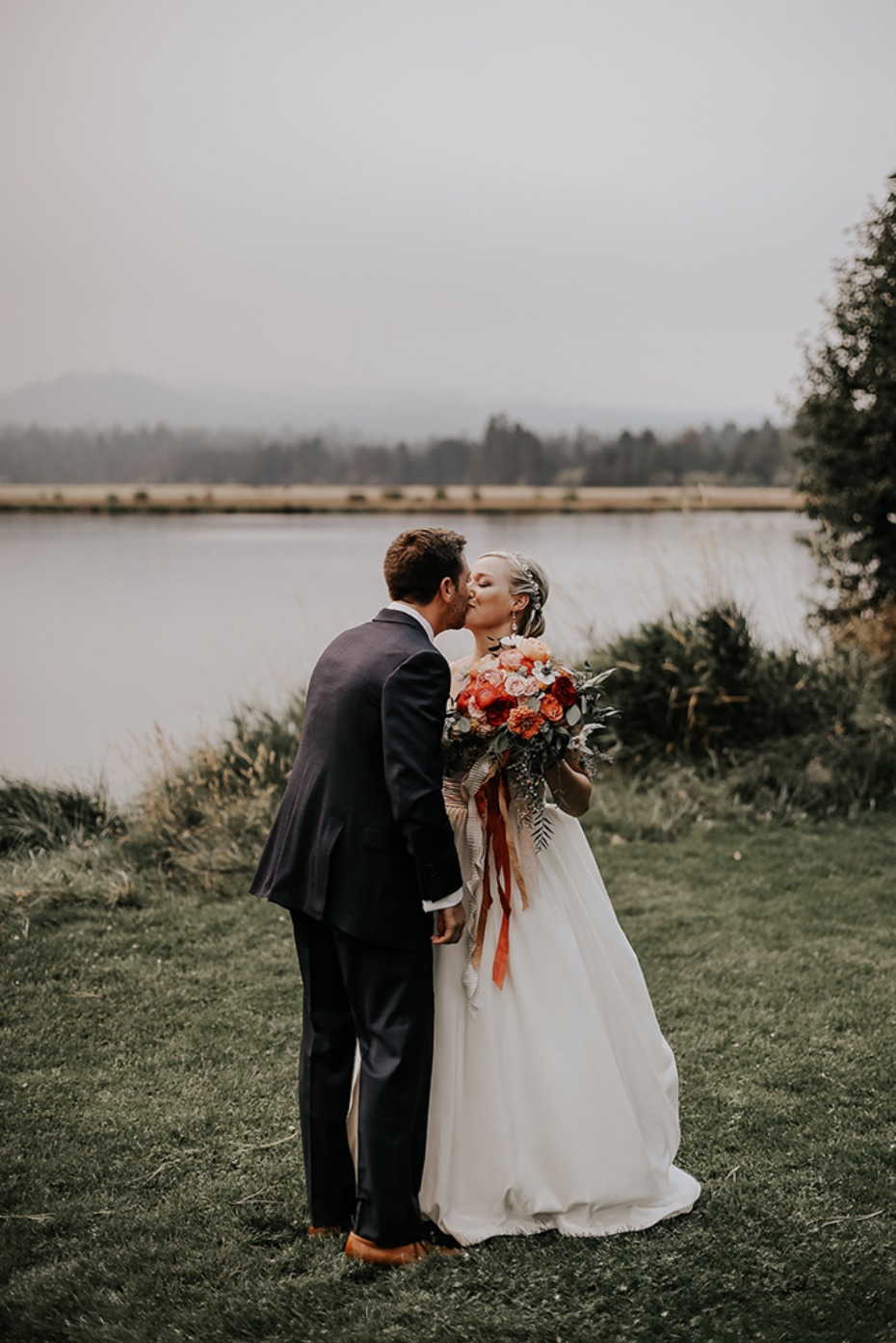 wedding kiss