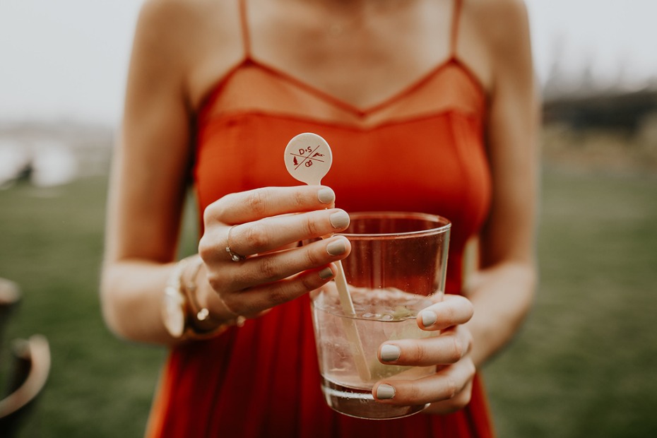 wedding cocktail with custom stir stick