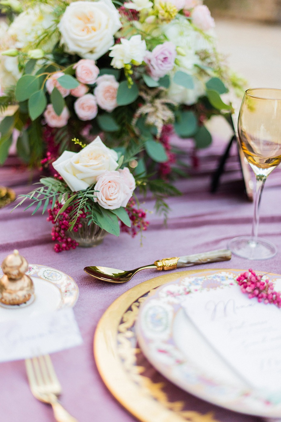 late fall wedding colors for your wedding table