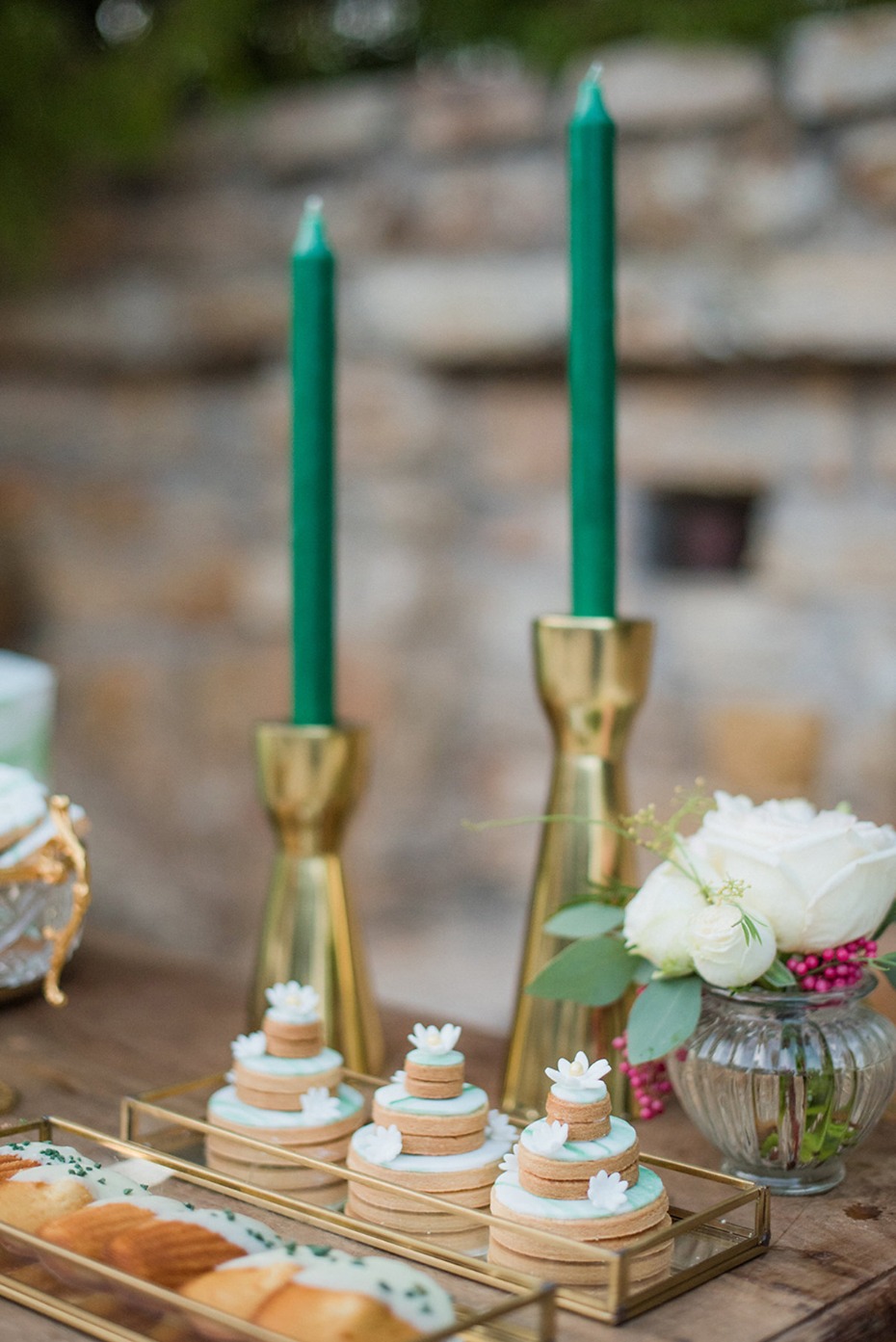 tiered wedding cookes