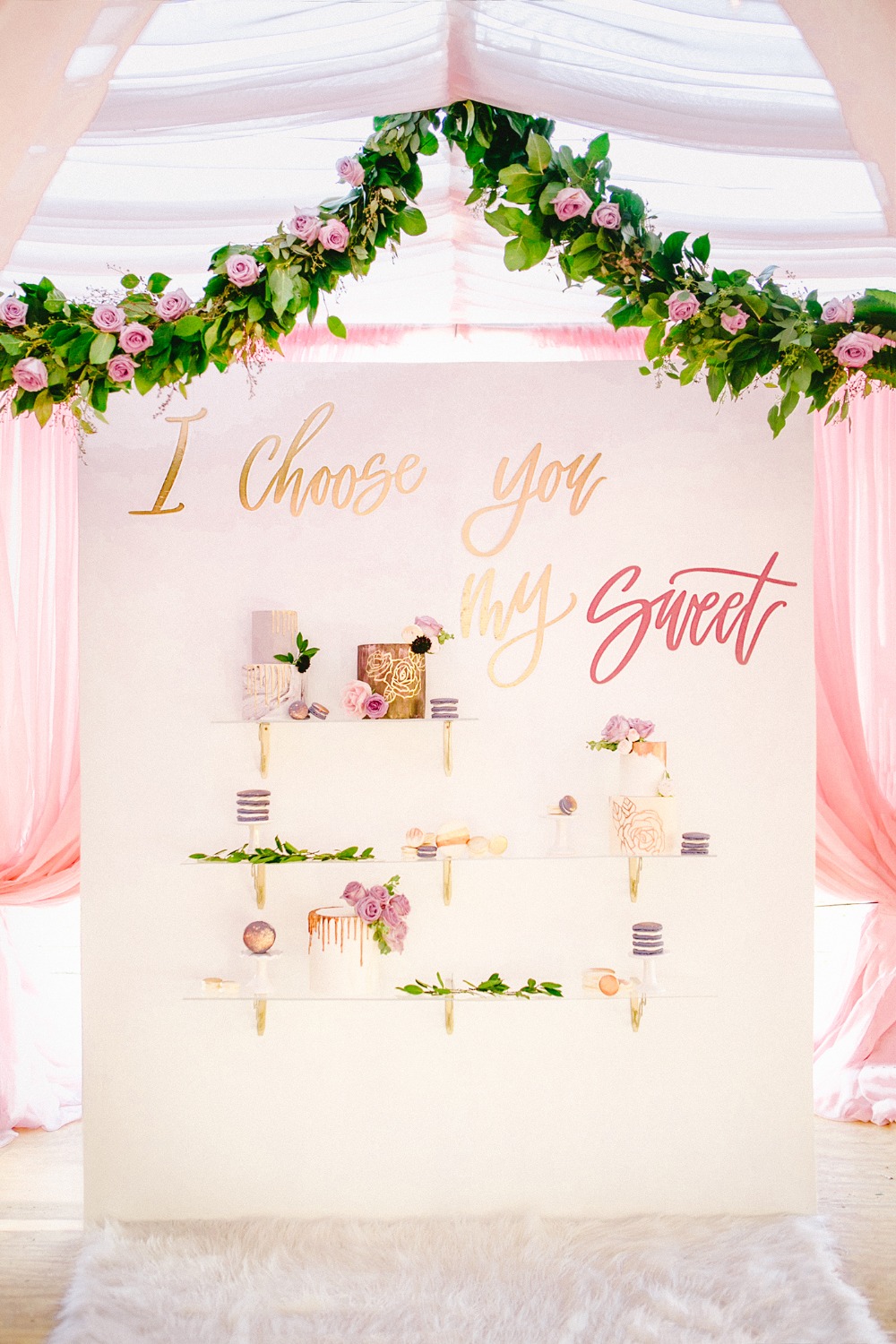 this-untamed-wedding-shoot-is-g-l-a-m