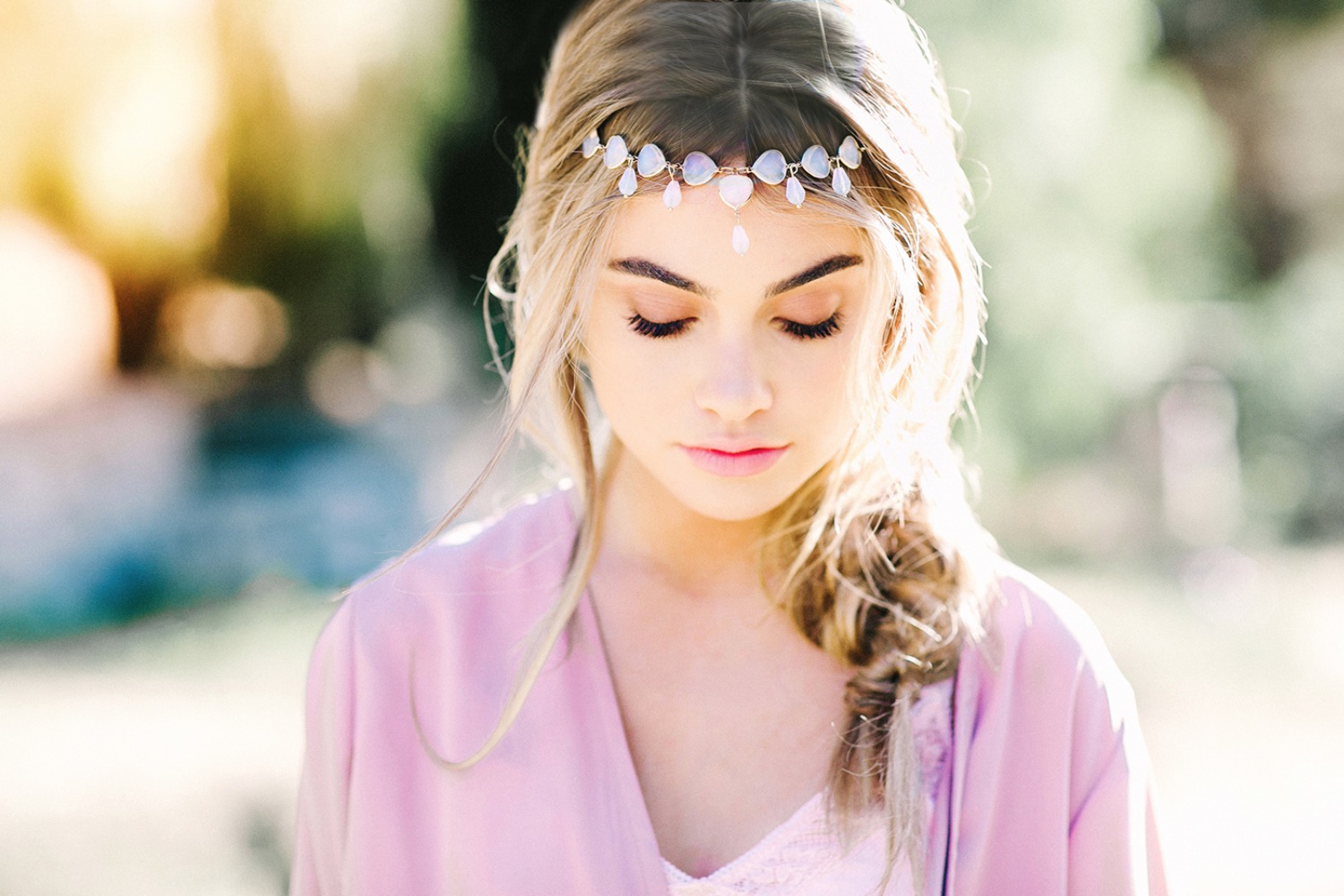 this-untamed-wedding-shoot-is-g-l-a-m