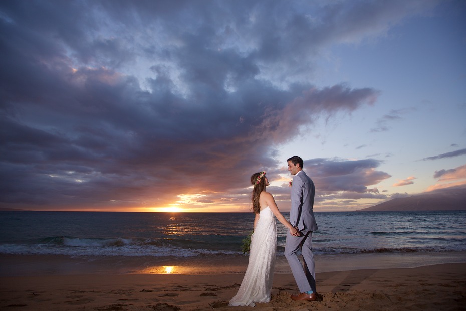 hawaiian wedding sunset