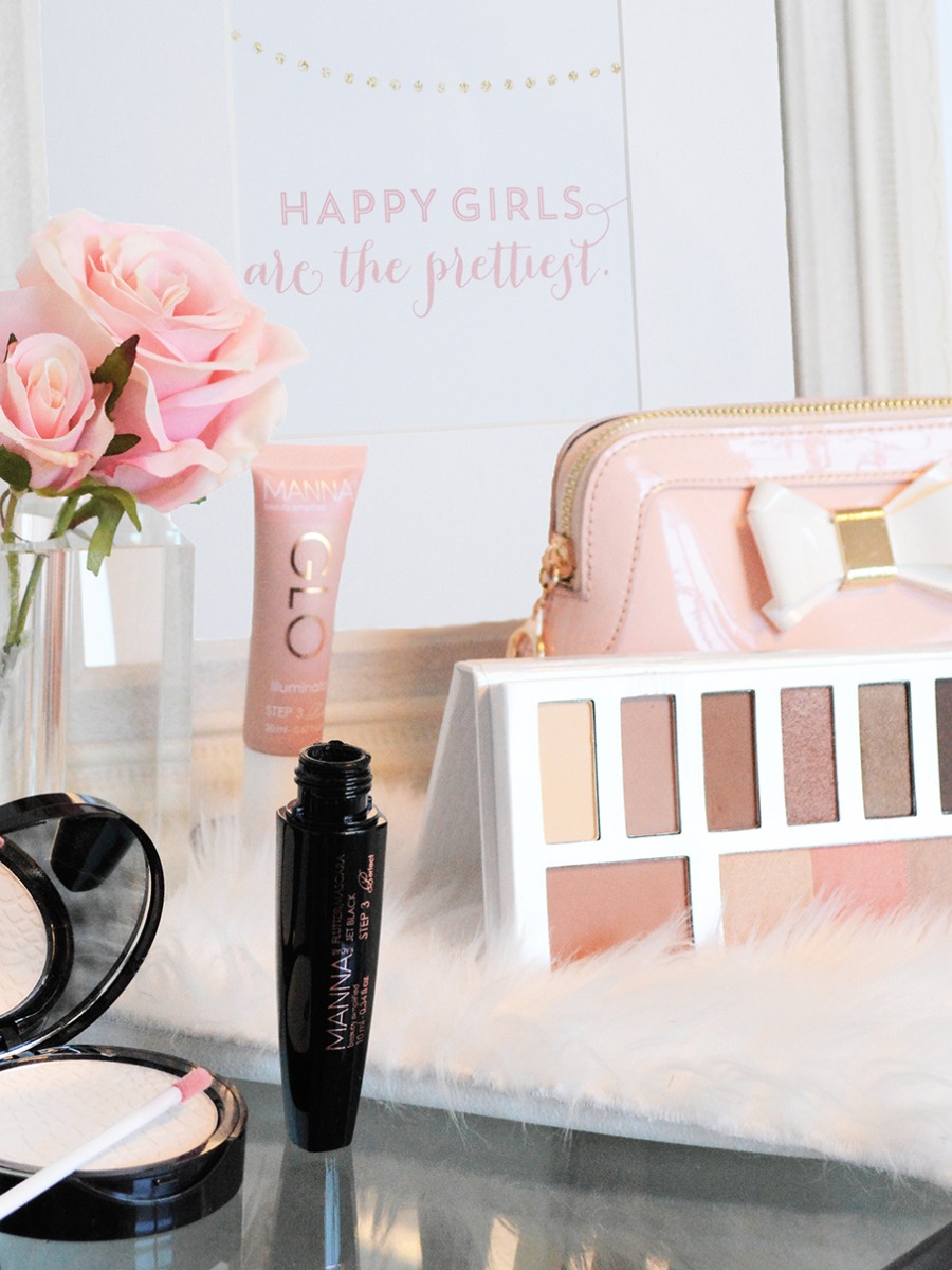 The Blushing Bride Bag Makes Wedding Day Prep Easy