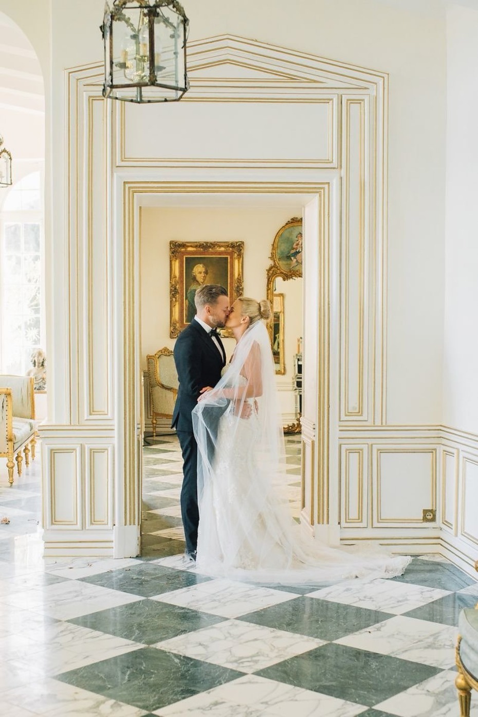 elegant summertime wedding at a french chateau
