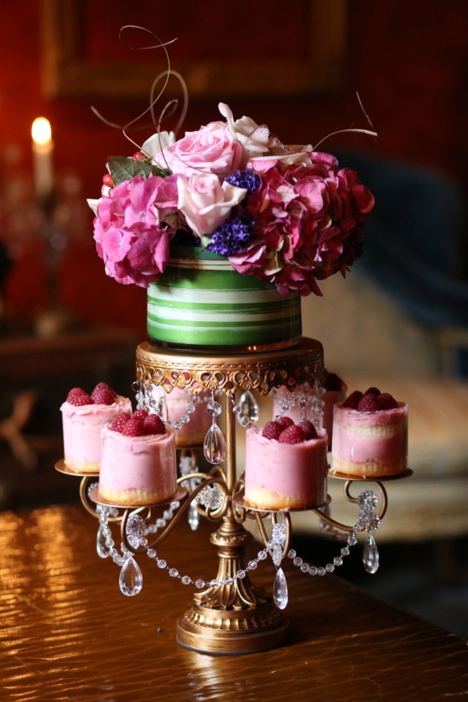 667769_wedding-cake-table-ideas-white
