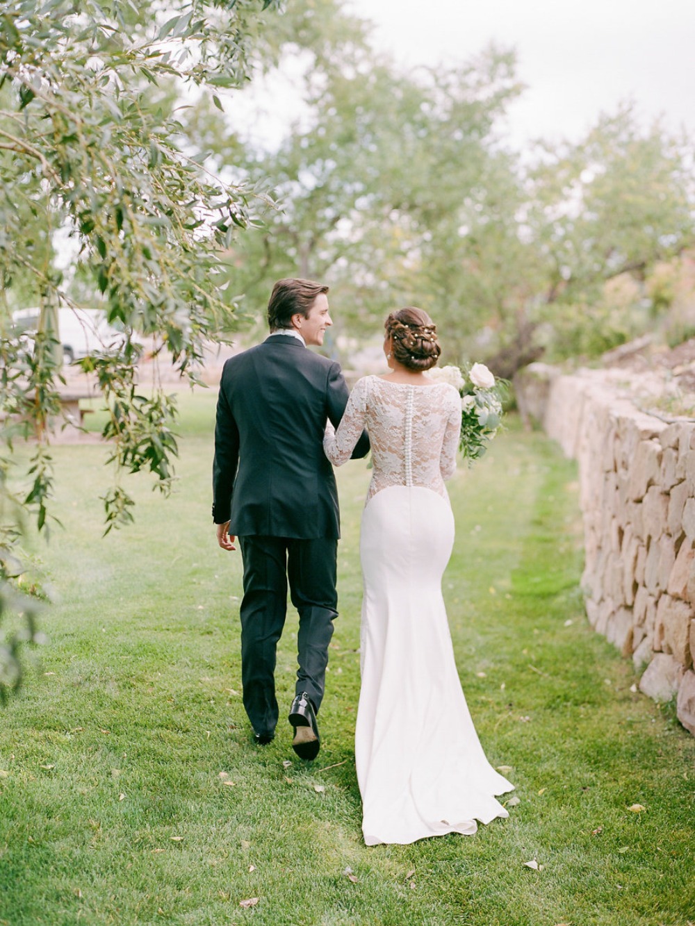 a-formal-green-amp-white-wedding-at