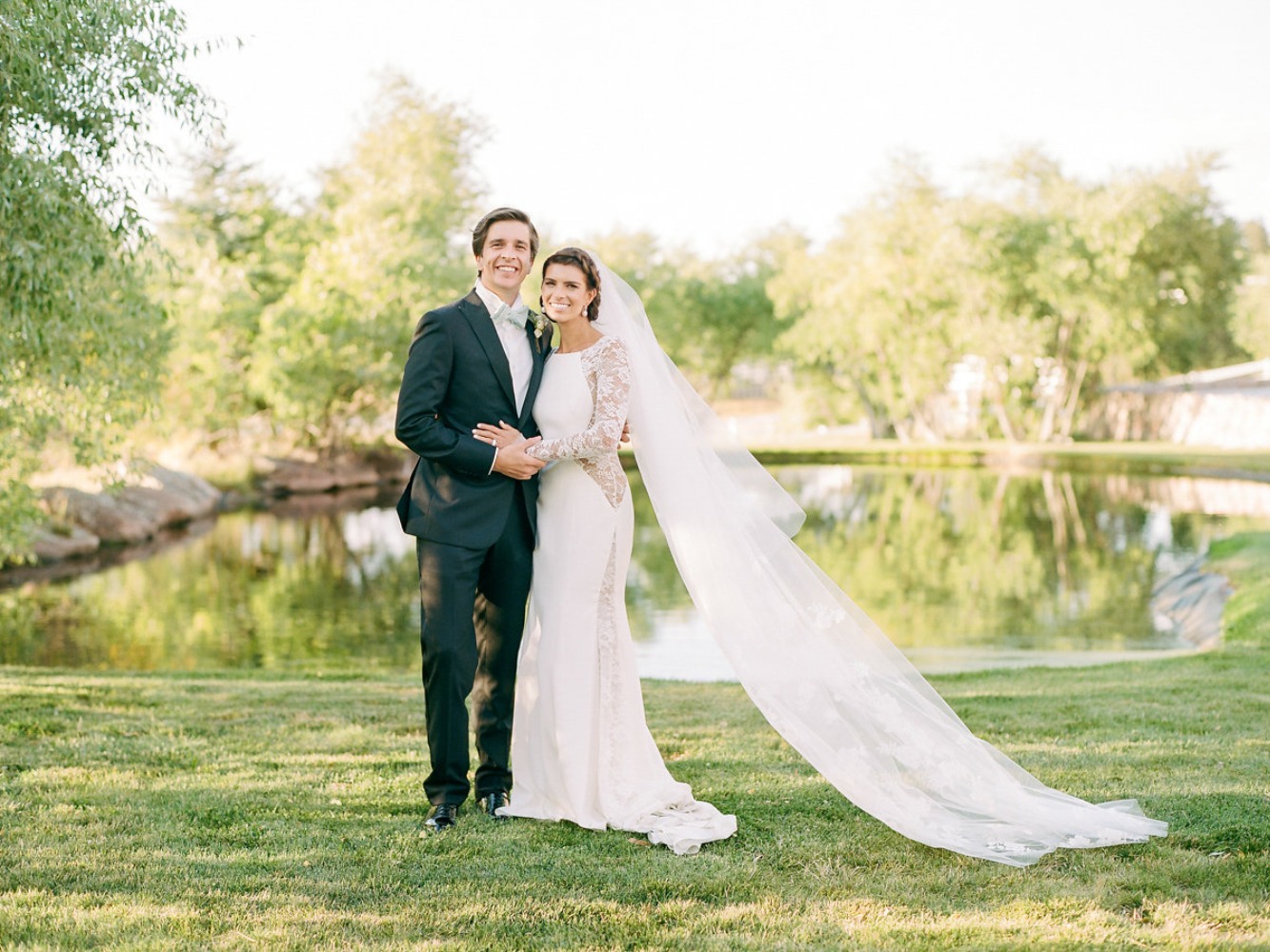 a-formal-green-amp-white-wedding-at