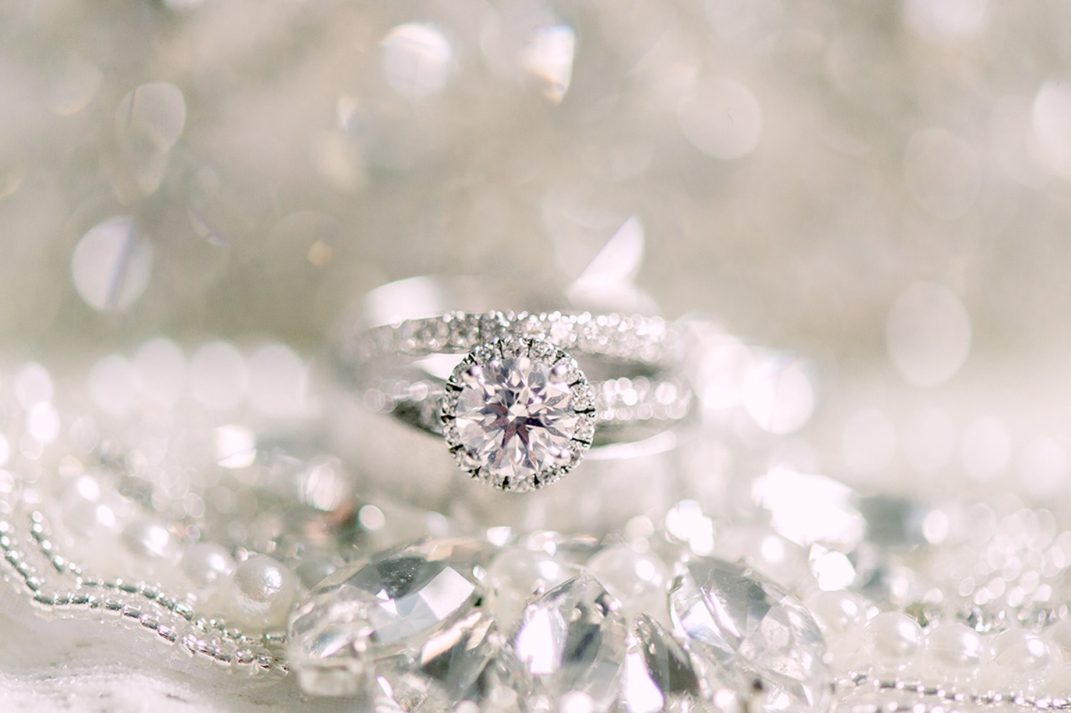 a-glam-ballroom-wedding-in-alabama