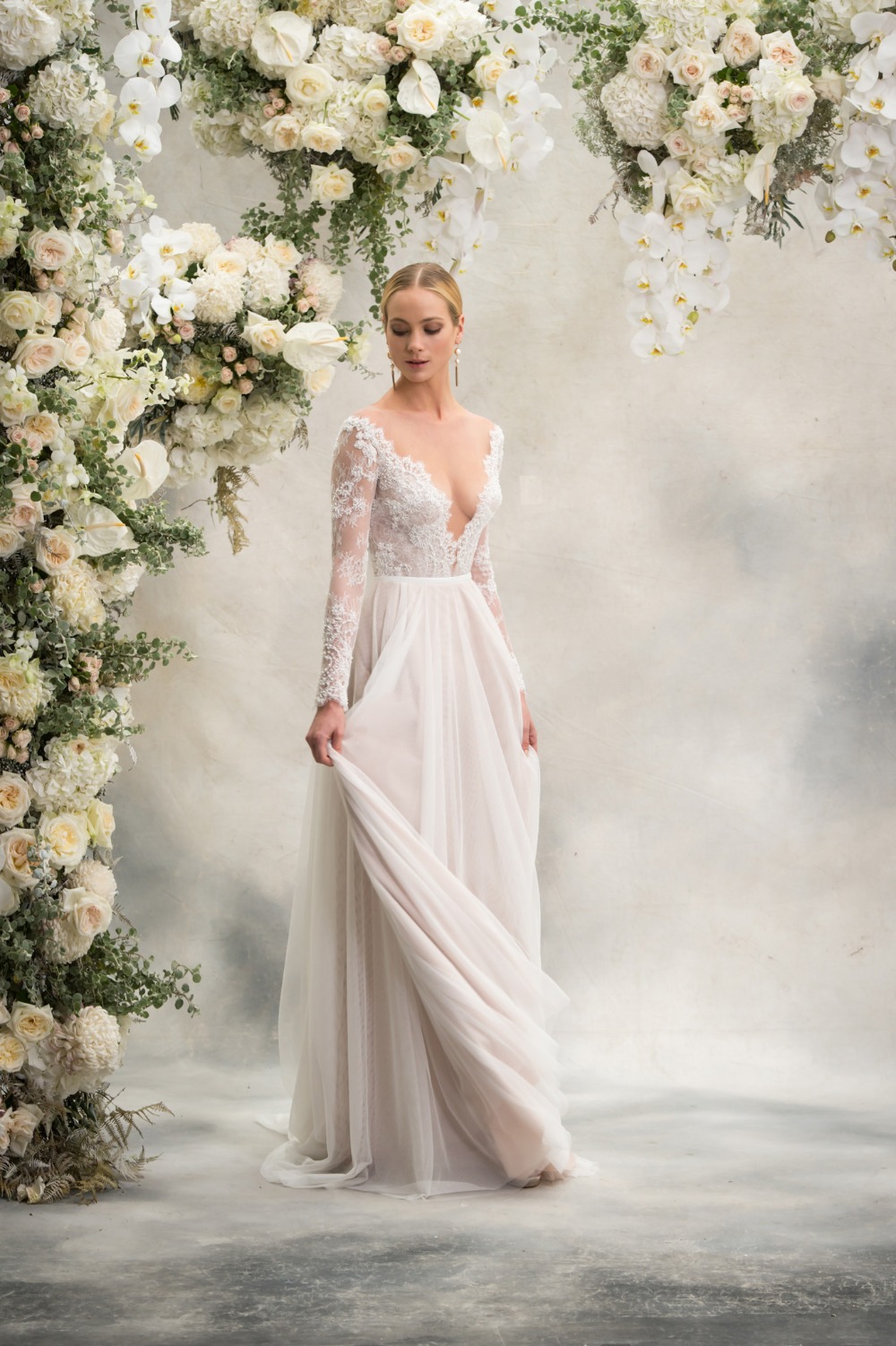 anna-georgina-gowns-are-an-ode-to