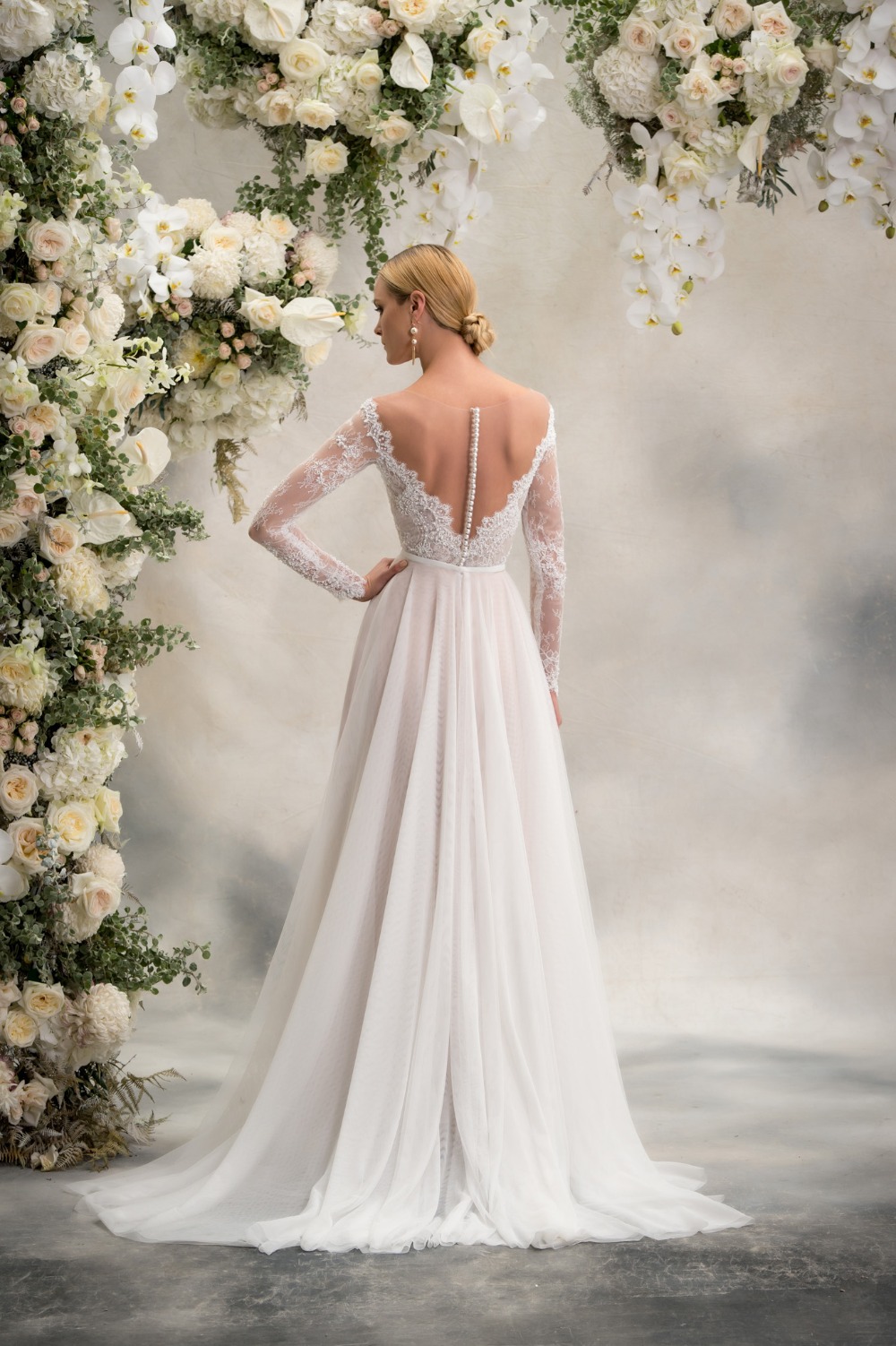 anna-georgina-gowns-are-an-ode-to