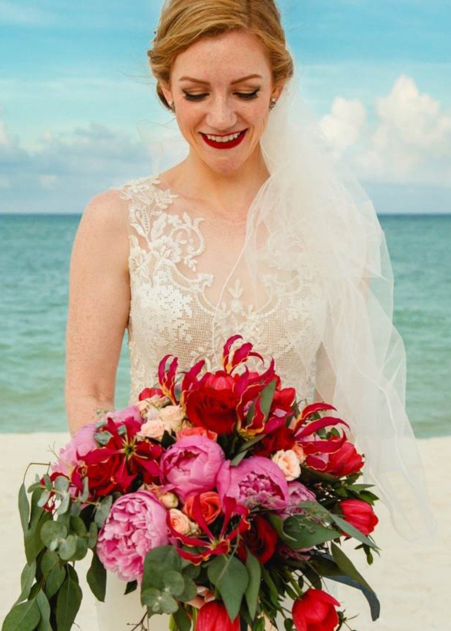 Beach bride with a pop of red