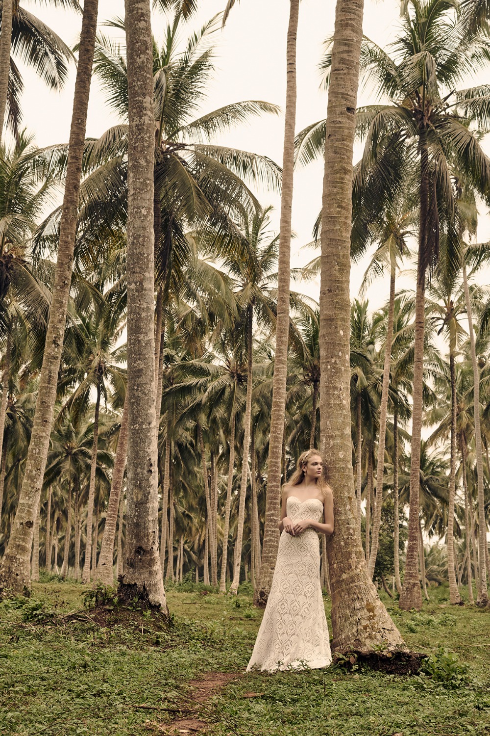 bhldn-whispers-echoes-gowns9