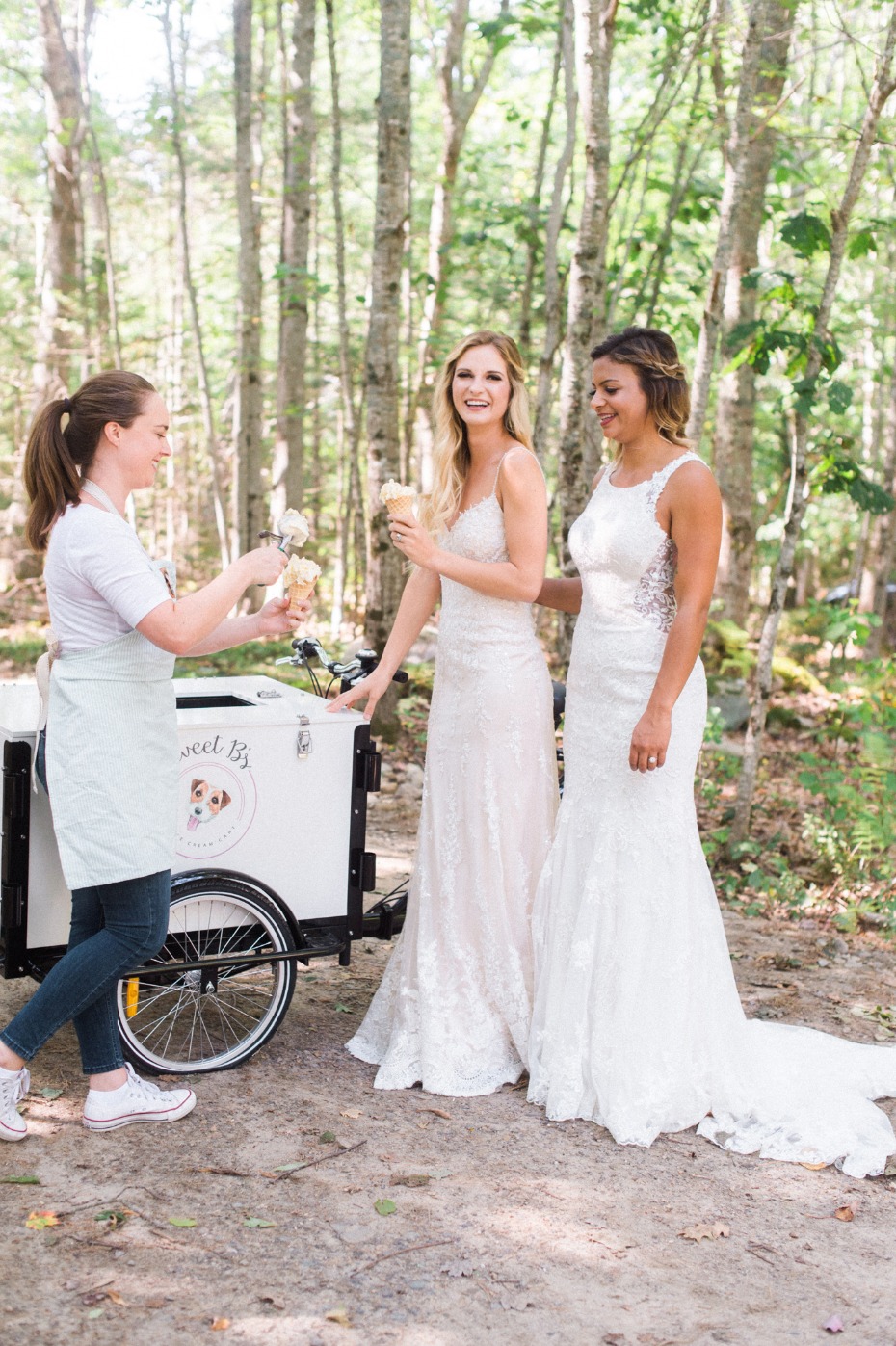 Have an ice cream stand at your wedding
